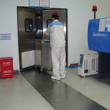 防撞自由門(mén)